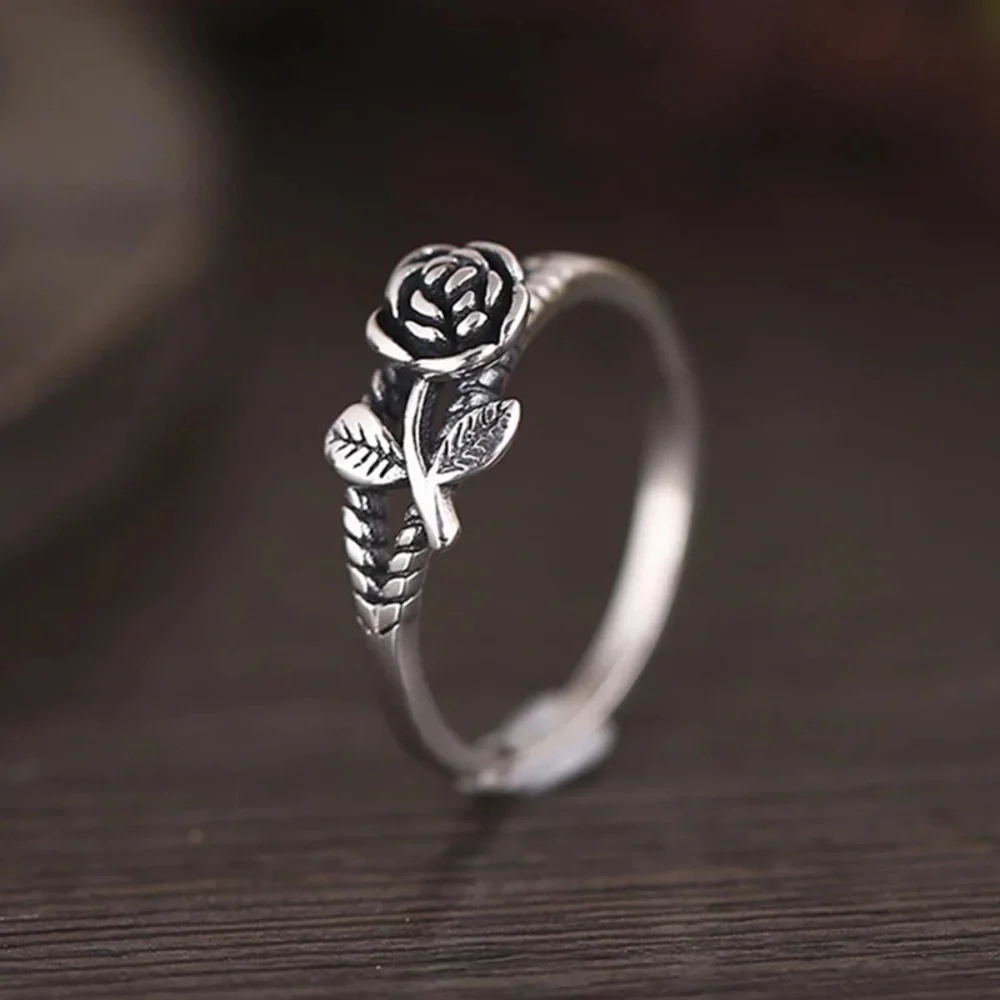 New Women’s Delicate Adjustable Flower Ring